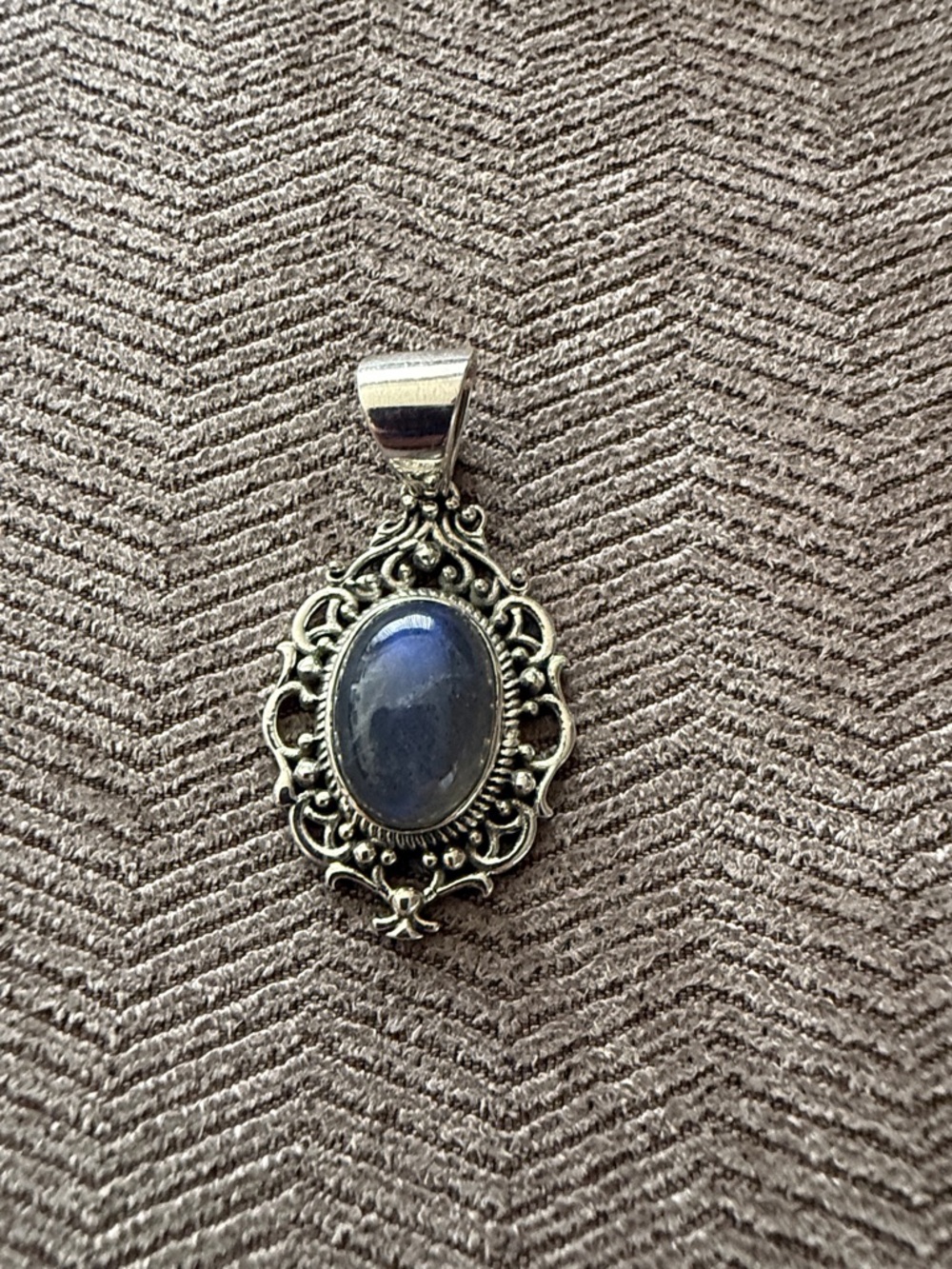 Labradorite Filigree Sterling Silver Pendant - NEW!